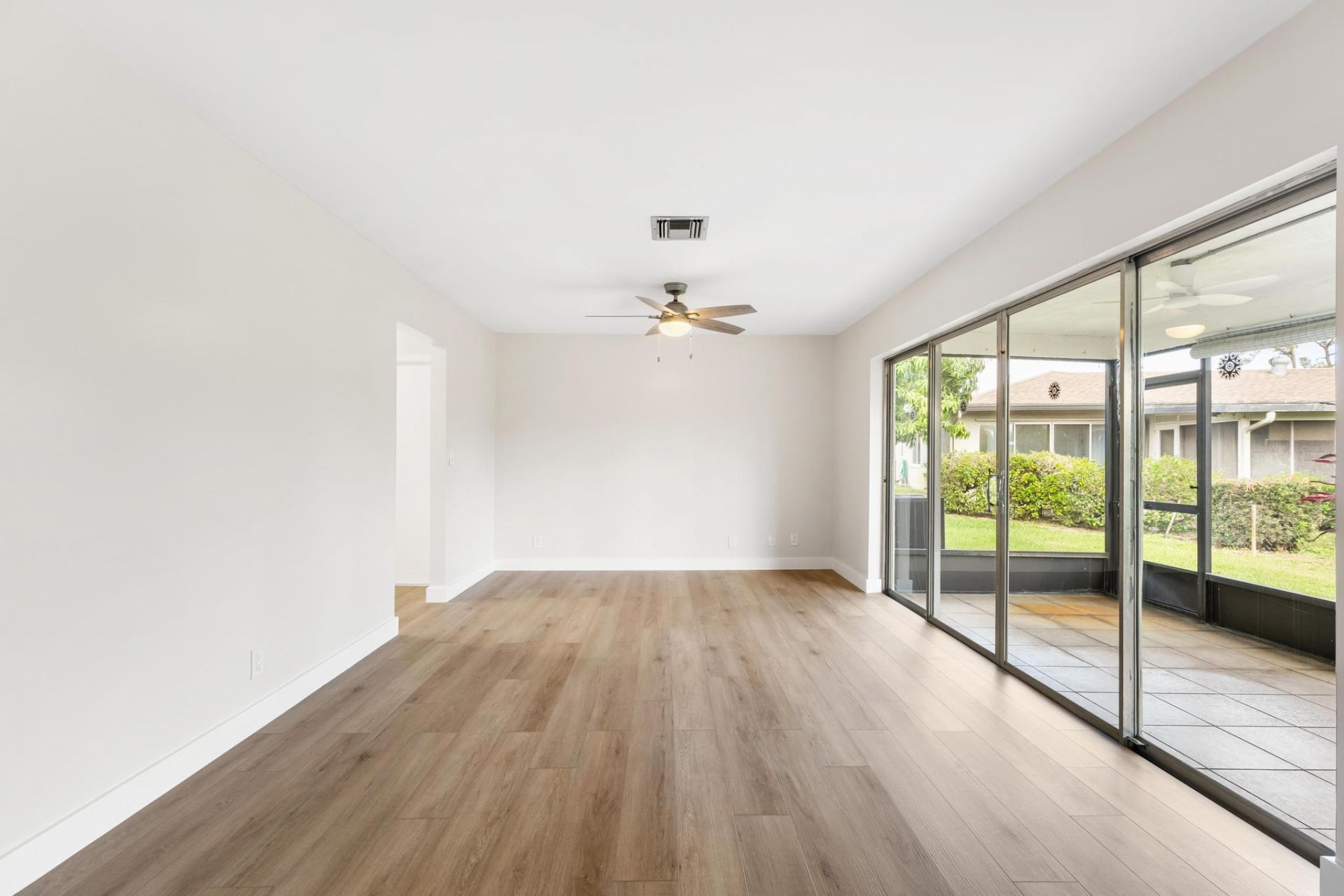 7281 N Pine Park Dr N, Lake Worth, FL 33467 Photo