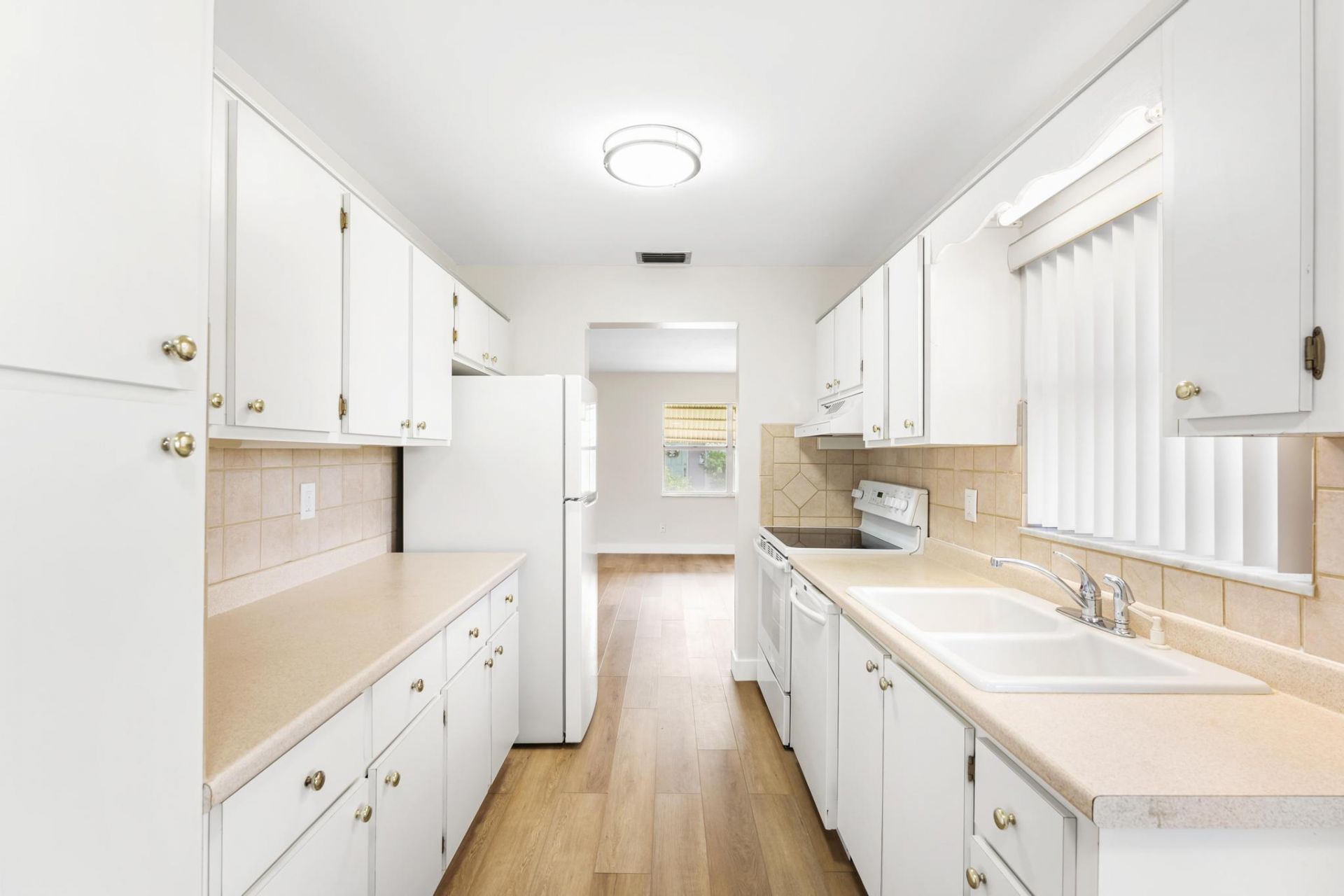 7281 N Pine Park Dr N, Lake Worth, FL 33467 Photo