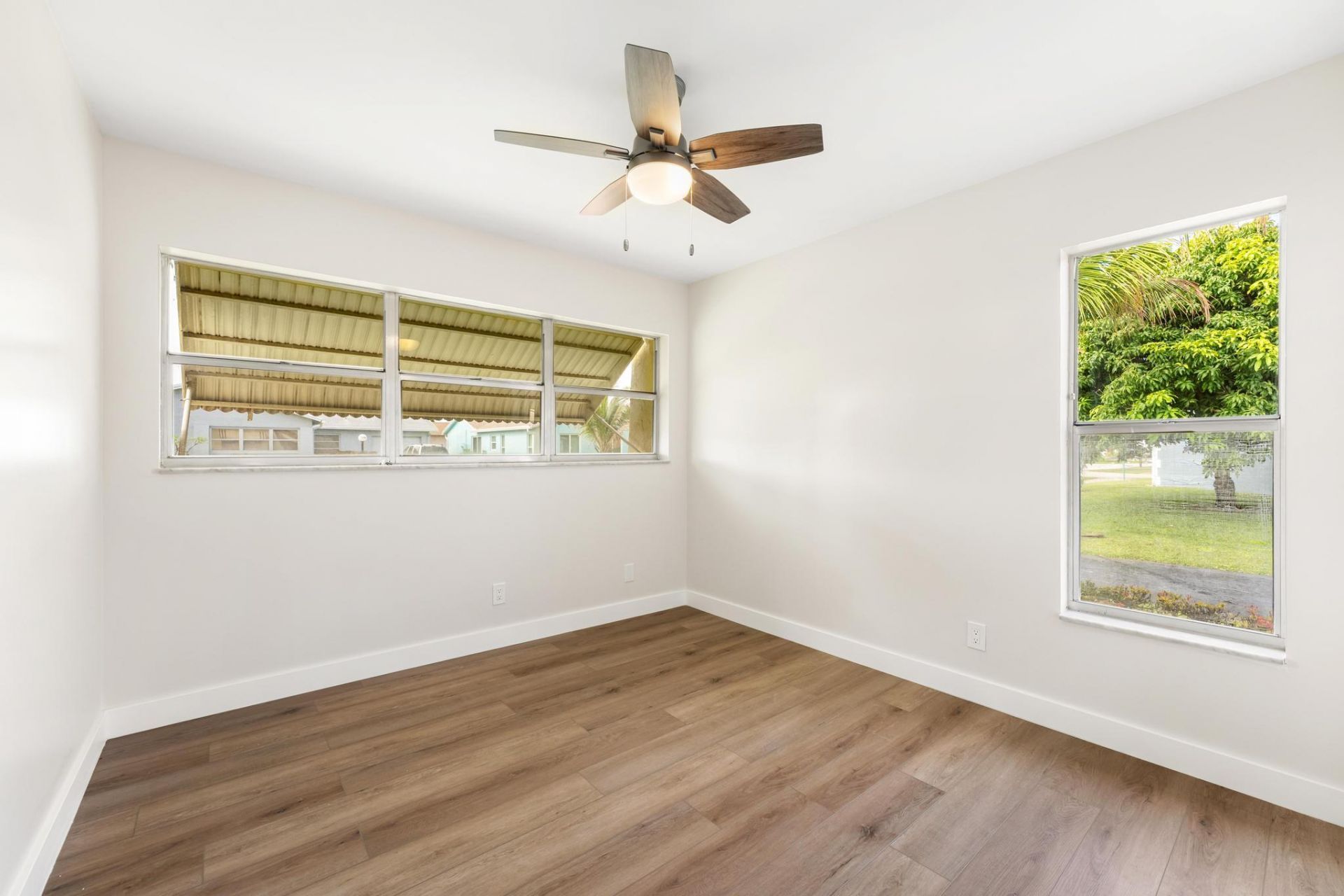 7281 N Pine Park Dr N, Lake Worth, FL 33467 Photo