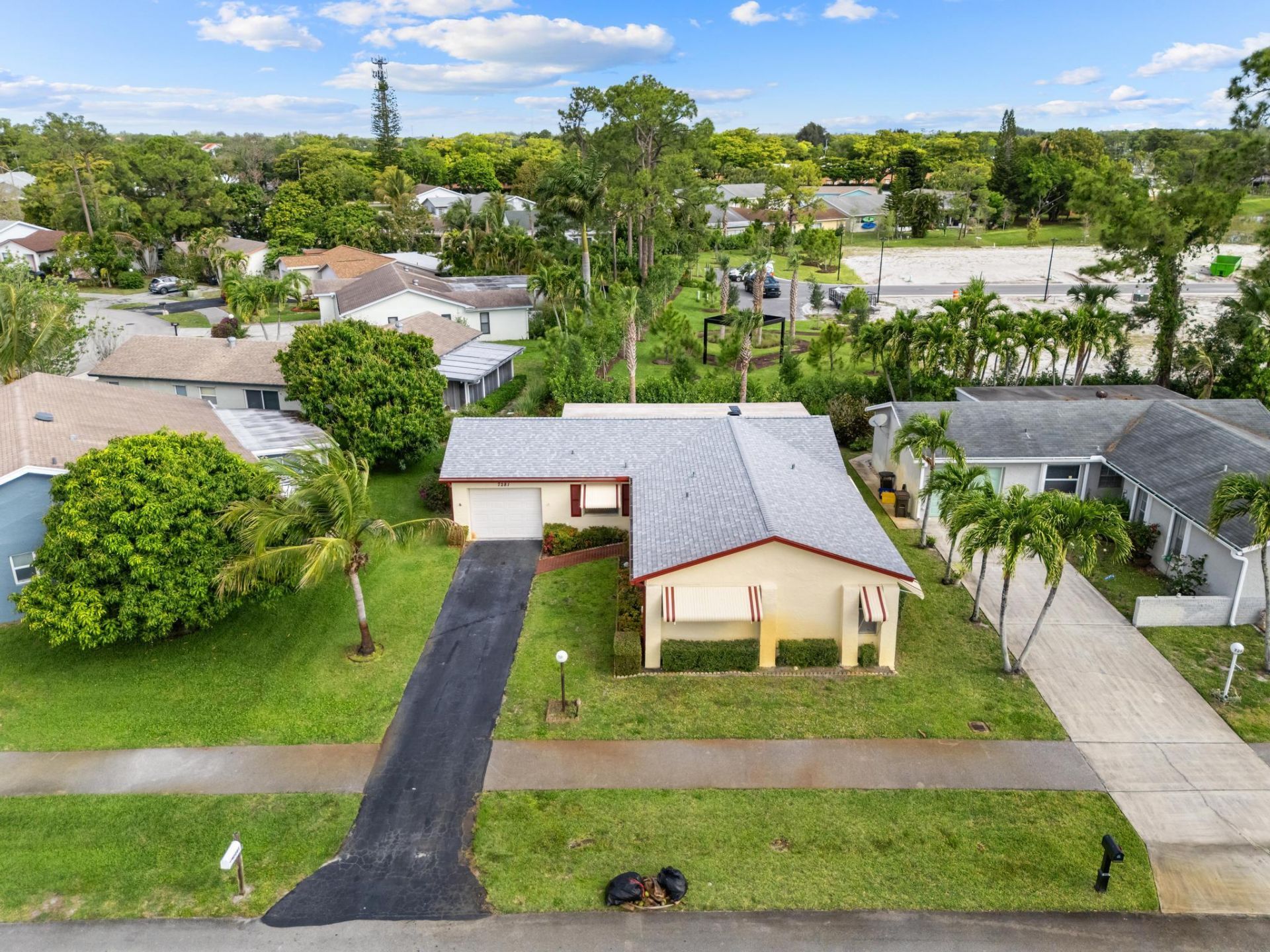 7281 N Pine Park Dr N, Lake Worth, FL 33467 Photo