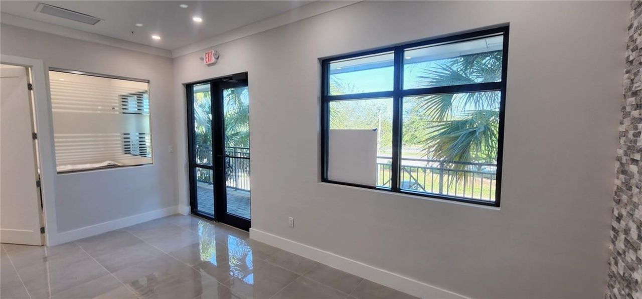 9100 Belvedere Road, Unit 213, Royal Palm Beach, FL 33411 Photo