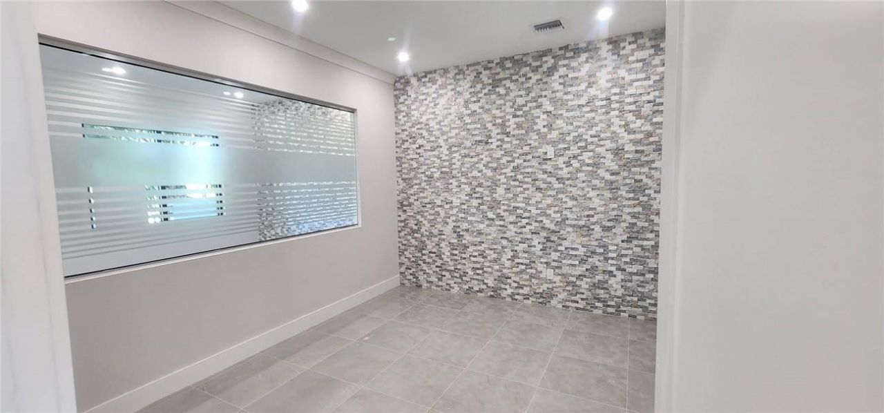 9100 Belvedere Road, Unit 213, Royal Palm Beach, FL 33411 Photo