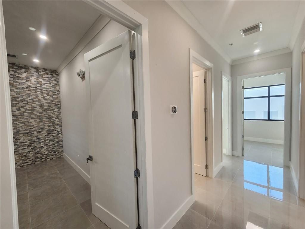 9100 Belvedere Road, Unit 213, Royal Palm Beach, FL 33411 Photo