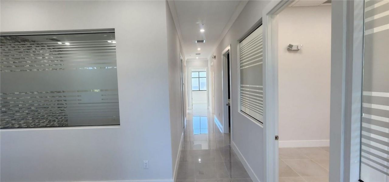 9100 Belvedere Road, Unit 213, Royal Palm Beach, FL 33411 Photo