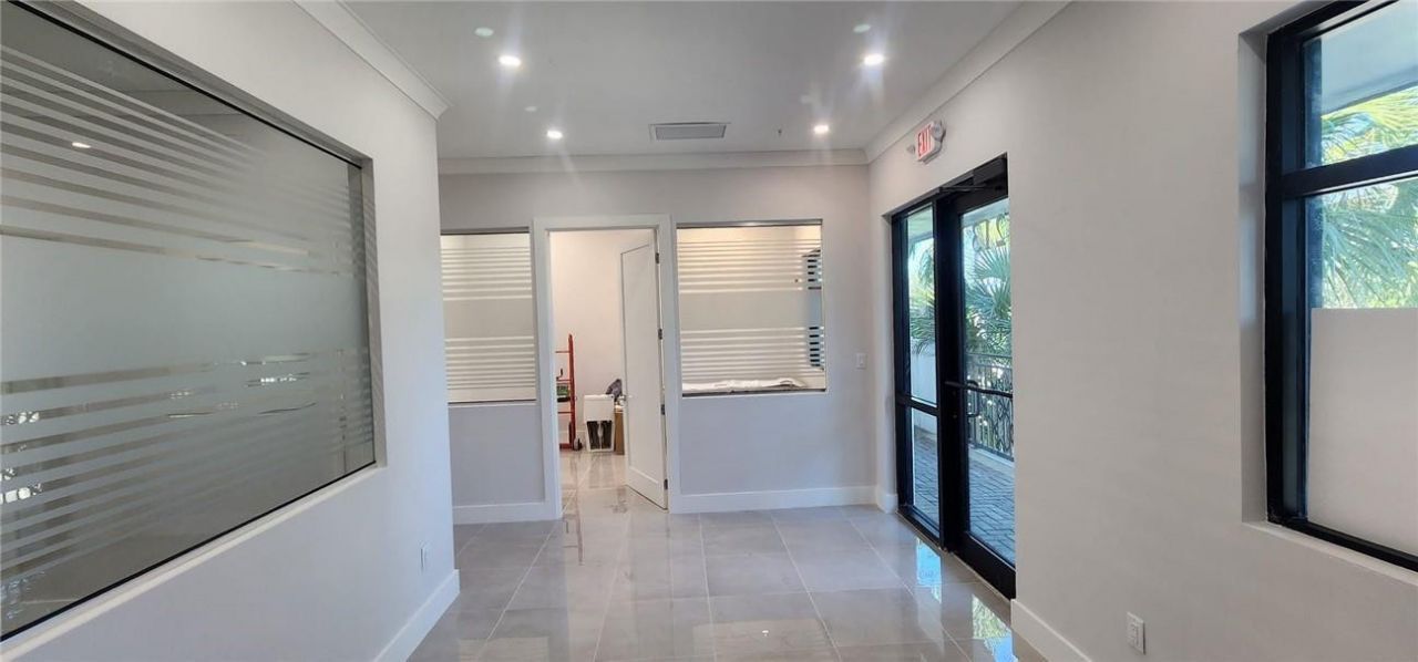 9100 Belvedere Road, Unit 213, Royal Palm Beach, FL 33411 Photo