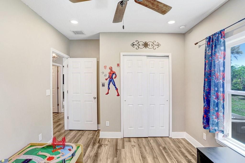 618 Oak Ridge Drive , Brandon, FL 33510 Photo