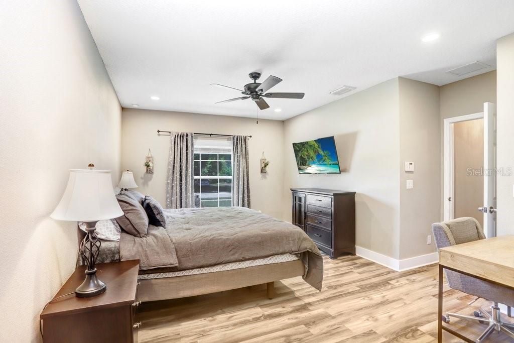 618 Oak Ridge Drive , Brandon, FL 33510 Photo