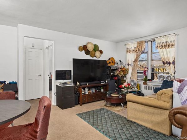 6011 Broadway , Unit 3A, Woodside, NY 11377