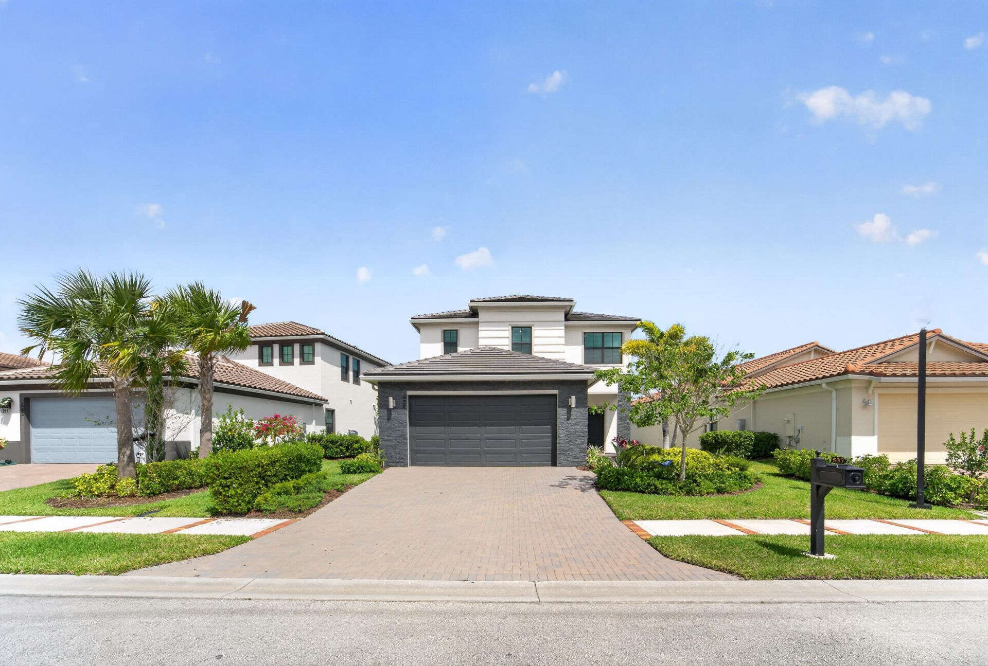 537 SE Fascino Circle, Port Saint Lucie, FL 34984 Photo