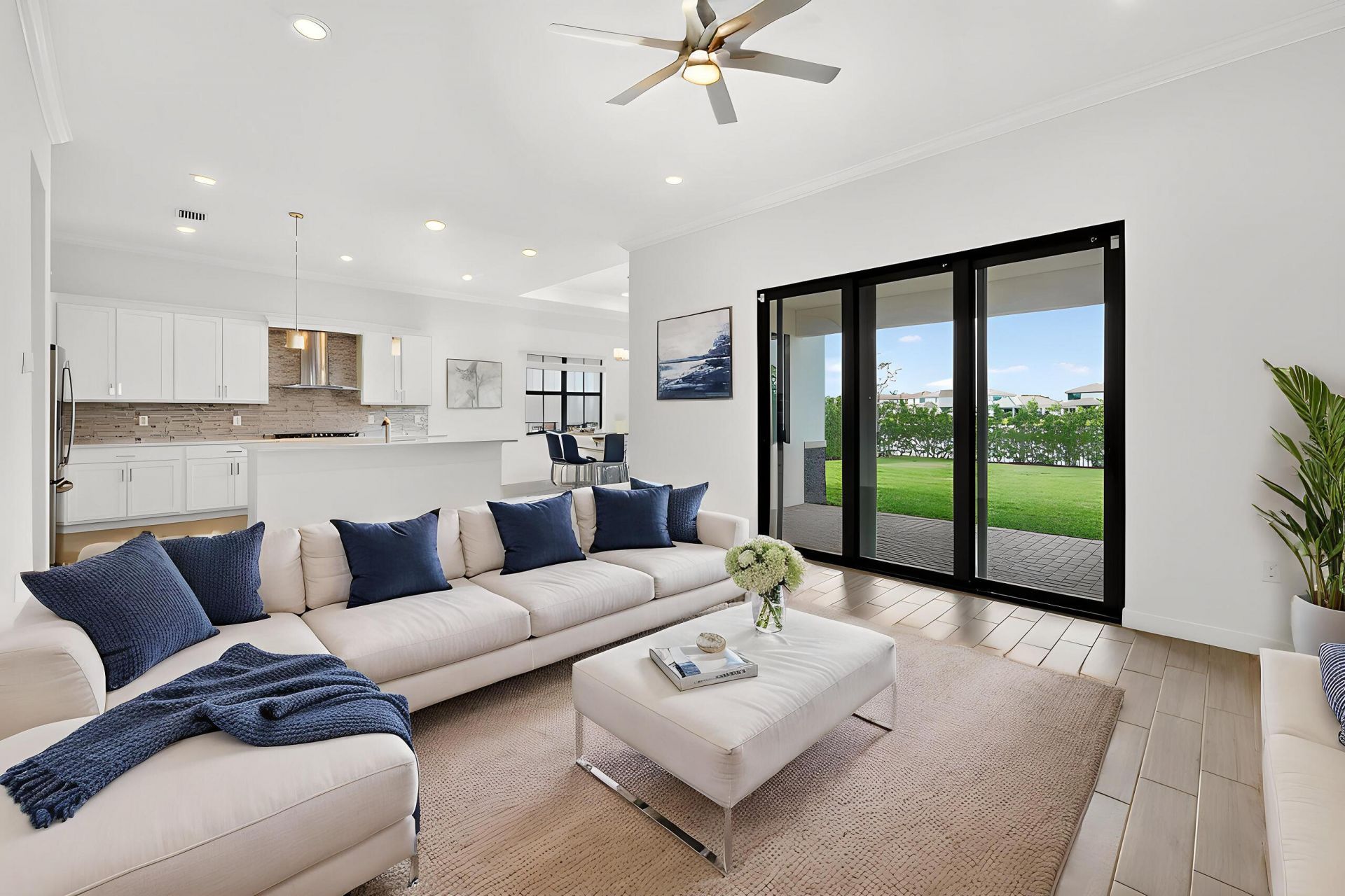 537 SE Fascino Circle, Port Saint Lucie, FL 34984 Photo
