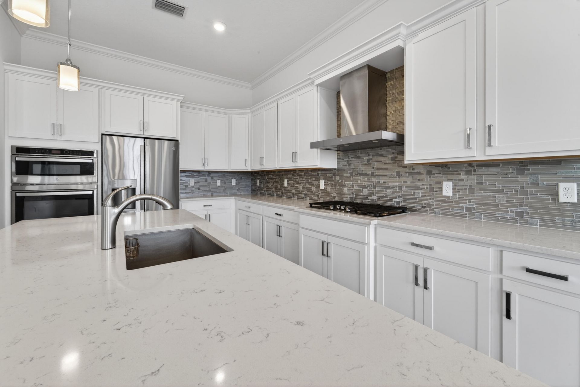 537 SE Fascino Circle, Port Saint Lucie, FL 34984 Photo