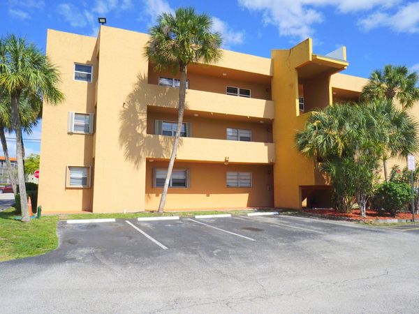 1891 SW 81st Avenue, North Lauderdale, FL 33068