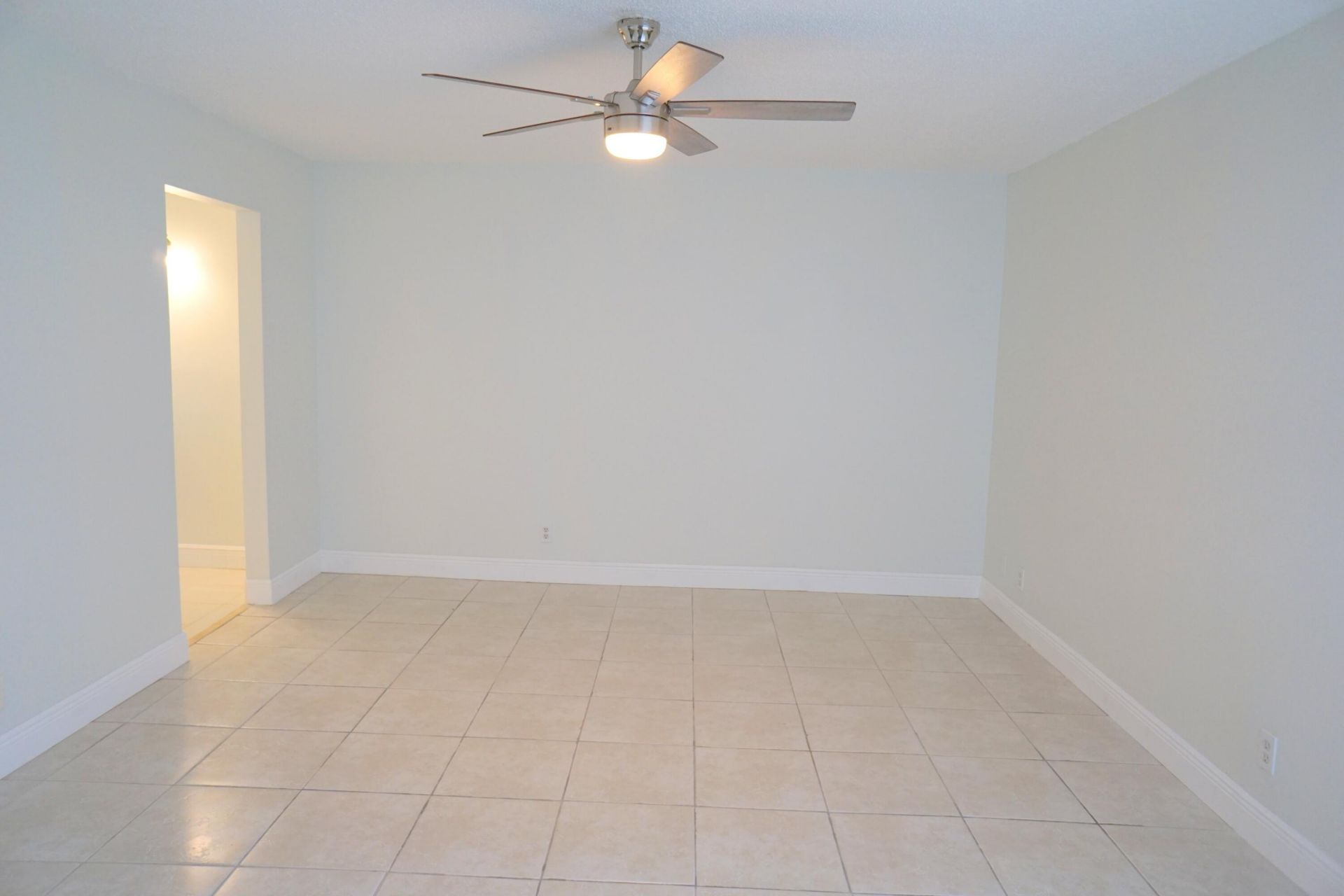 1891 SW 81st Avenue, Unit 202, North Lauderdale, FL 33068 Photo