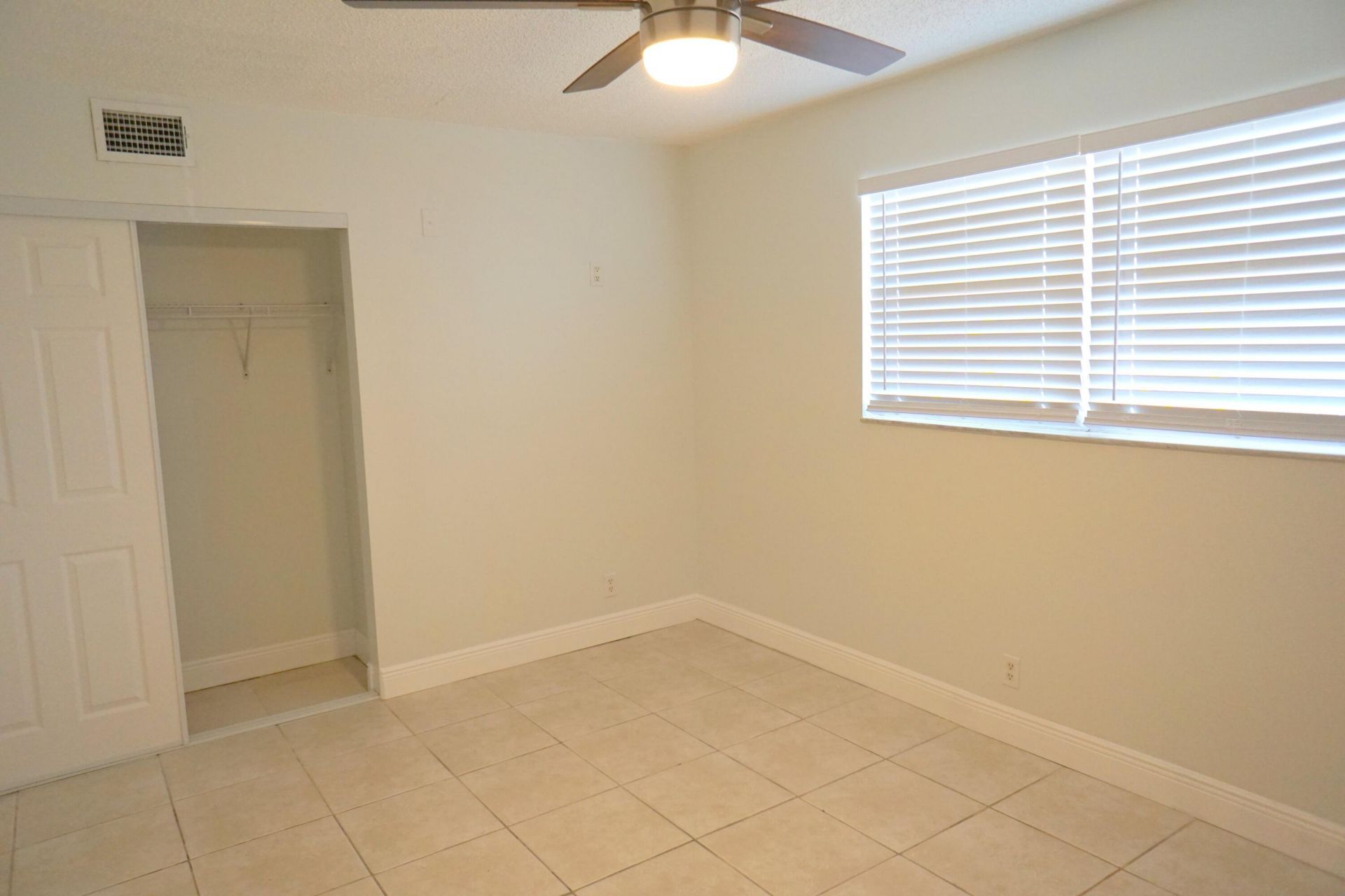 1891 SW 81st Avenue, Unit 202, North Lauderdale, FL 33068 Photo