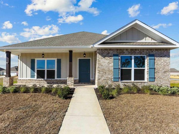 8957 Gumwood St, Milton, FL 32583