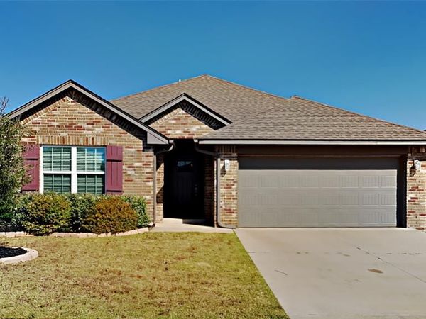 9437 NW 87th Street, Yukon, OK 73099