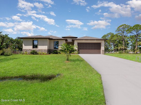 1049 Towhlen Street SE , Palm Bay, FL 32909