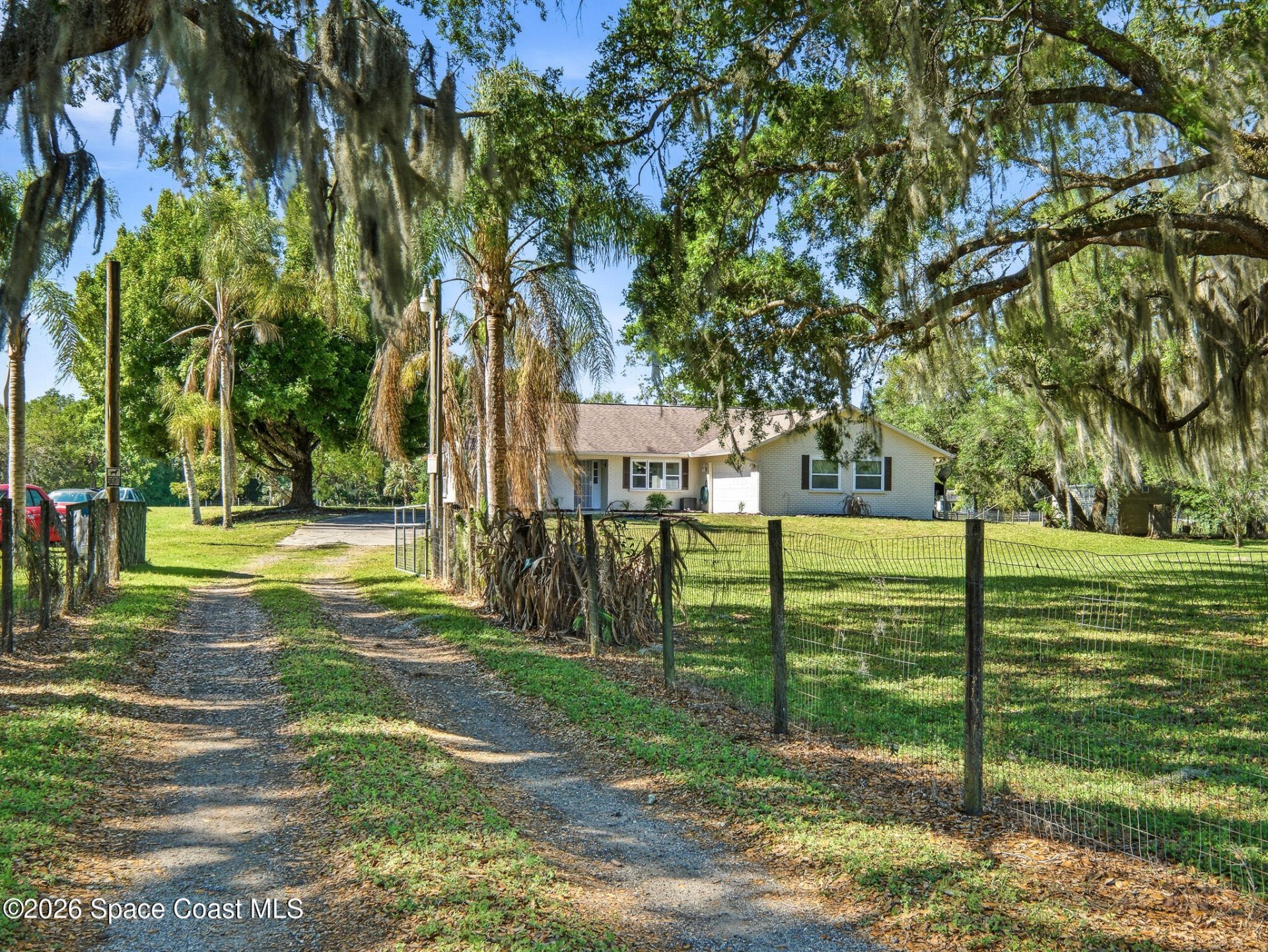479 Maytown Road , Oak Hill, FL 32759 Photo