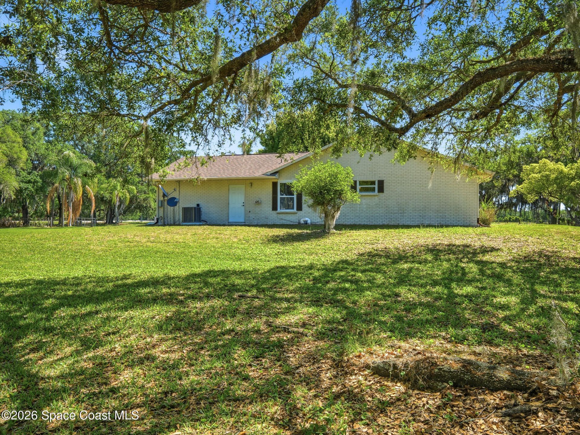479 Maytown Road , Oak Hill, FL 32759 Photo