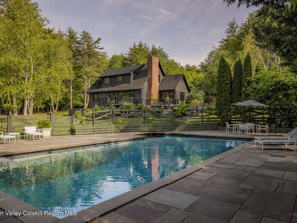 9 Black Bear Road, Woodstock, NY 12409