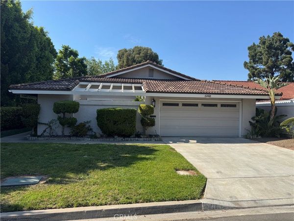 5260 Duenas, Laguna Woods, CA 92637