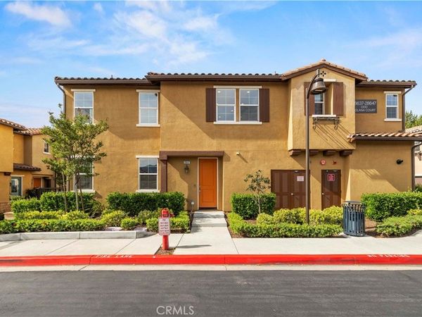 28637 Solana Court, Valencia, CA 91354