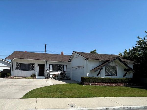 10135 Nichols Street, Bellflower, CA 90706