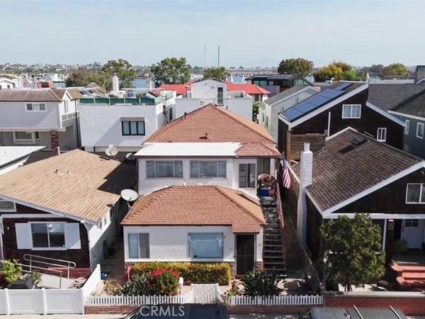 612 W Balboa Boulevard, Newport Beach, CA 92661