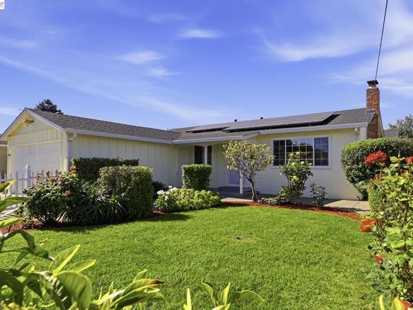 36005 Rosewood Dr, Newark, CA 94560