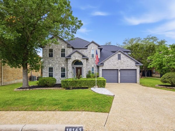 18143 SUMMER KNOLL DR, San Antonio, TX 78258