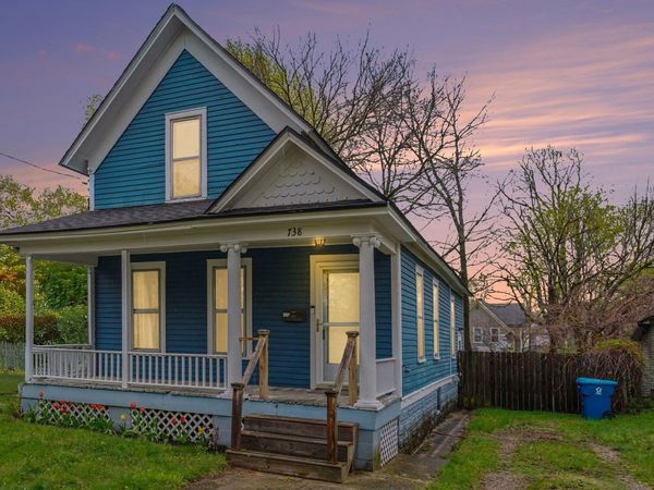 738 Forest Street, Kalamazoo, MI 49008