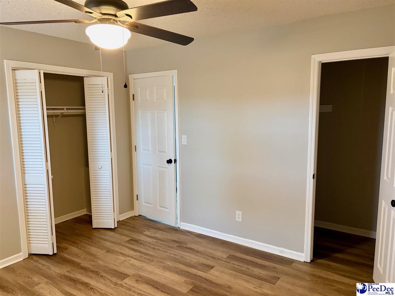 1052 Wellington Photo 25