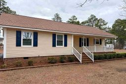 1052 Wellington photo 4