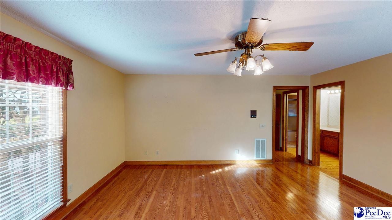 308 Crepe Myrtle Ln Photo 17