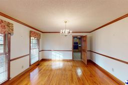 308 Crepe Myrtle Ln photo 4