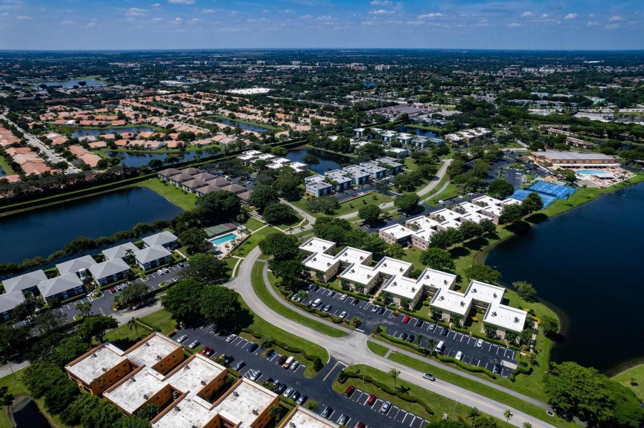 15244 Lakes Of Delray Boulevard, Unit 103, Delray Beach, FL 33484 Photo