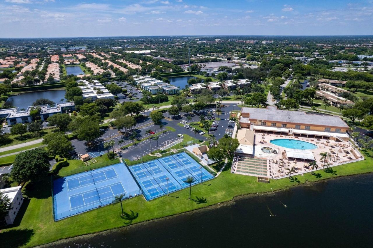 15244 Lakes Of Delray Boulevard, Unit 103, Delray Beach, FL 33484 Photo