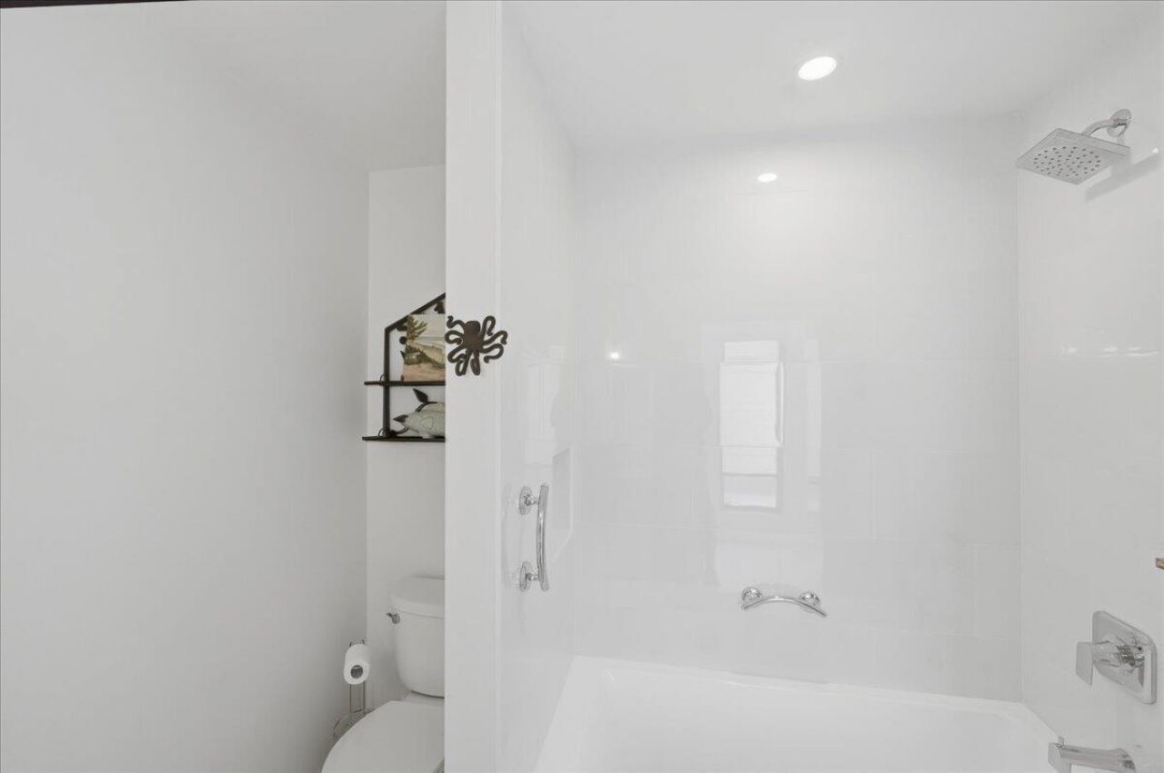 1102 SE Mitchell Avenue, Unit 205, Port Saint Lucie, FL 34952 Photo