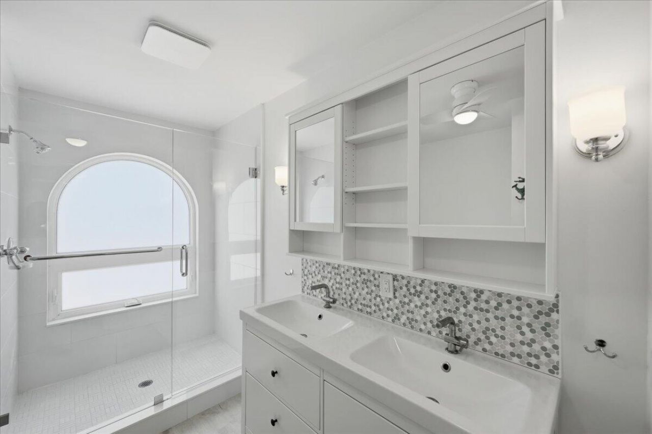 1102 SE Mitchell Avenue, Unit 205, Port Saint Lucie, FL 34952 Photo