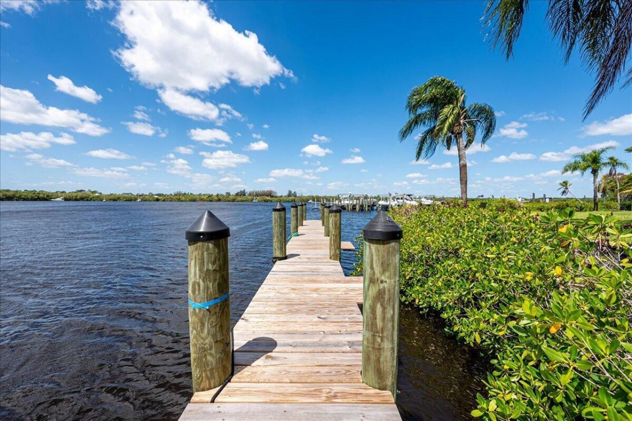 1102 SE Mitchell Avenue, Unit 205, Port Saint Lucie, FL 34952 Photo