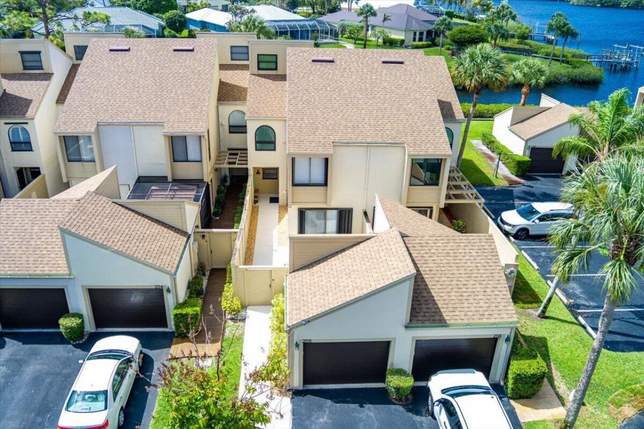 1102 SE Mitchell Avenue, Unit 205, Port Saint Lucie, FL 34952 Photo
