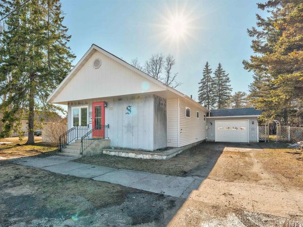 211 N Second Street, Manistique, MI 49854