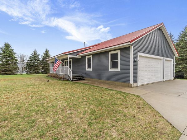 5340 S 45 1/2, Cadillac, MI 49601