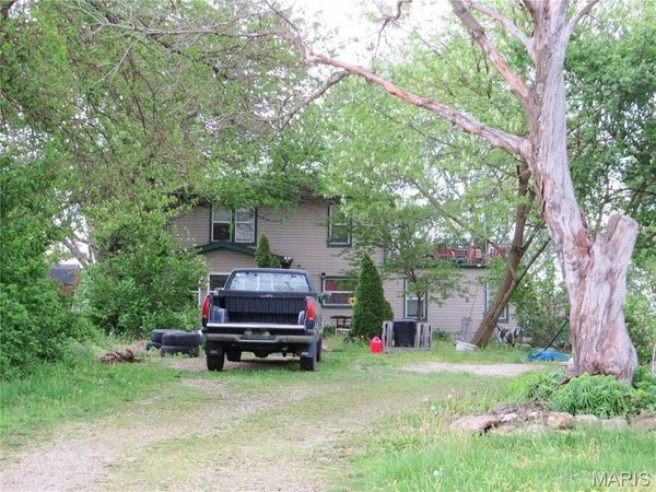 510 N Oak Street , Owensville, MO 65066