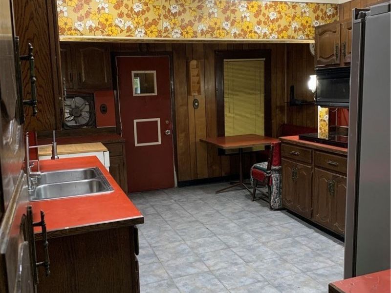 1661 E 93rd Street , Cleveland, OH 44106 Photo 3