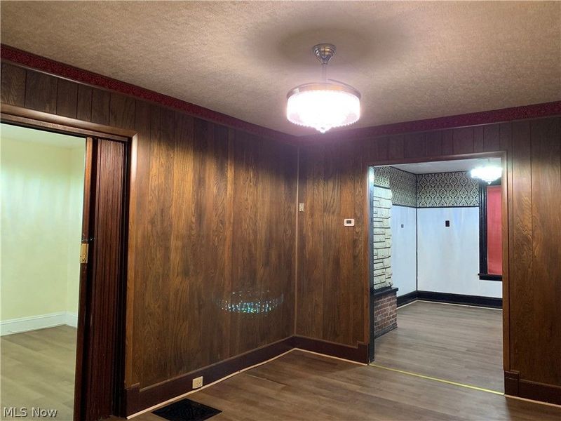 1661 E 93rd Street , Cleveland, OH 44106 Photo 6