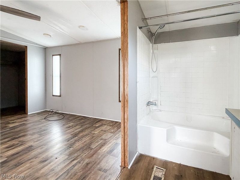 16770 State Route 550 , Marietta, OH 45750 Photo 47