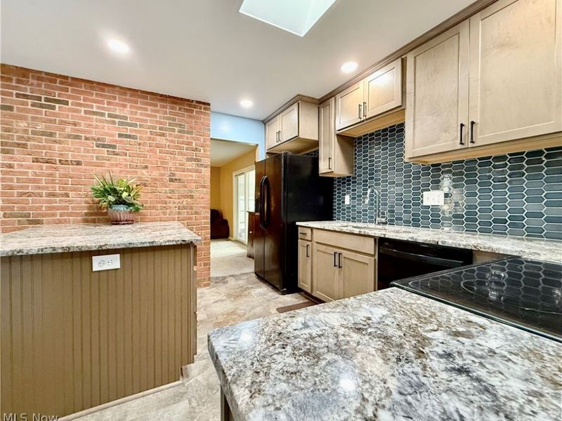 307 Strecker Lane , Marietta, OH 45750 Photo 11