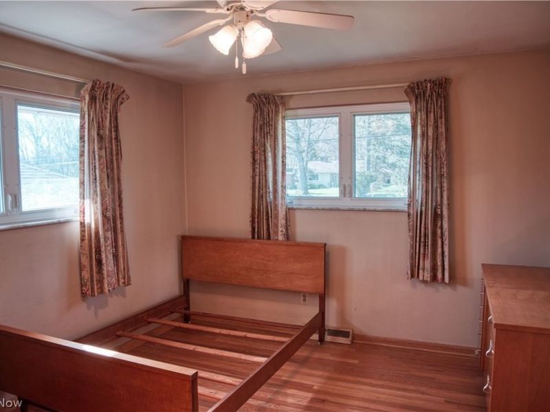 333 E Ridgewood Drive , Seven Hills, OH 44131 Photo 16