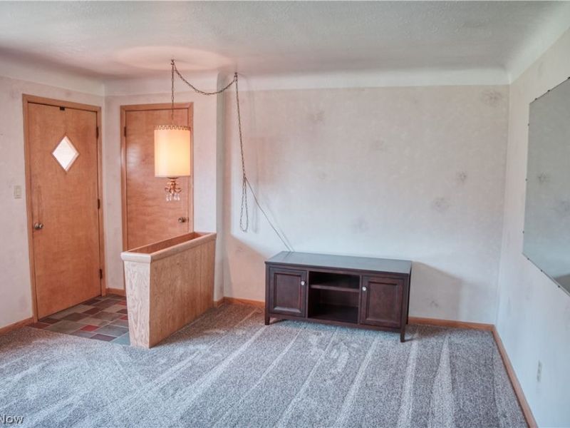 333 E Ridgewood Drive , Seven Hills, OH 44131 Photo 3